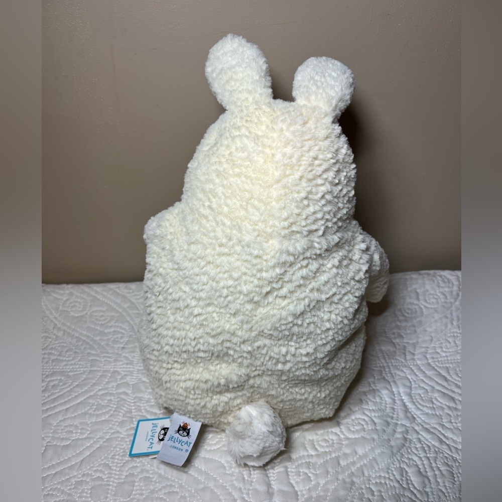 NWT Rare Jellycat London I Am Amore Bunny - Picture 2 of 10